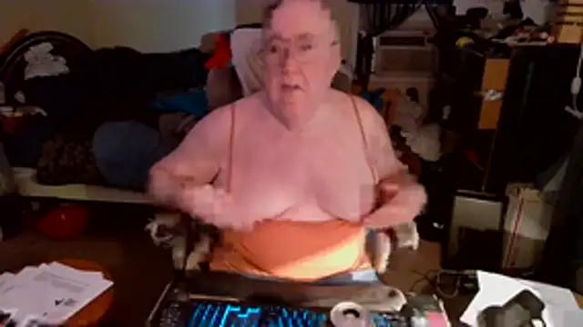 Snapshot of Toastir chatting on 6, 2, 2026 Toastir online show from 6, 2, 2026