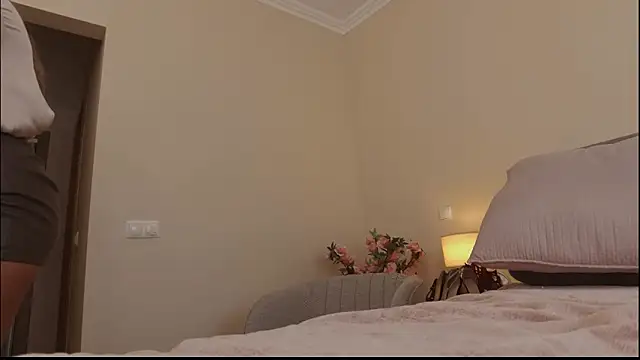 your poison-girl online show from 1, 2, 2026