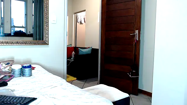 Snapshot of FitSelina66 chatting on 2, 3, 2025 FitSelina66 online show from 2, 3, 2025