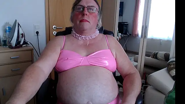 Snapshot of Sissygera chatting on 11, 1, 2025 Sissygera online show from 11, 1, 2025