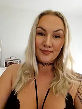 Snapshot of NastyMilf_ chatting on 26, 12, 2024 NastyMilf online show from 26, 12, 2024