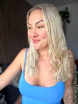 Snapshot of NastyMilf_ chatting on 28, 4, 2026 NastyMilf online show from 28, 4, 2026