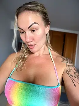 Snapshot of NastyMilf_ chatting on 12, 6, 2026 NastyMilf online show from 12, 6, 2026