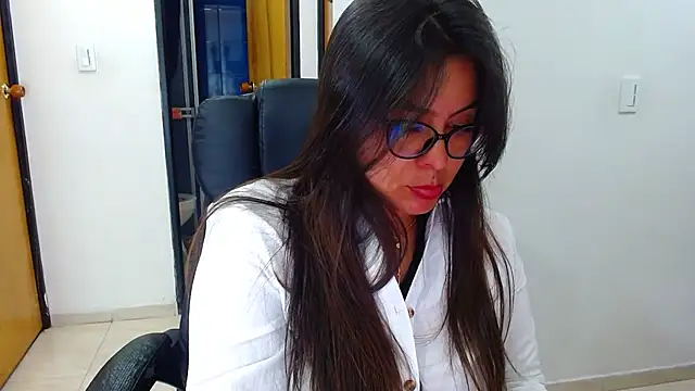 Snapshot of Ixchel_Anaid chatting on 8, 3, 2025 Ixchel Anaid online show from 8, 3, 2025