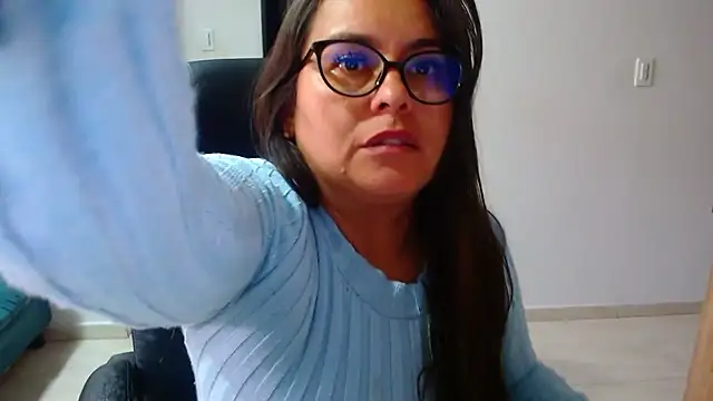 Snapshot of Ixchel_Anaid chatting on 13, 3, 2025 Ixchel Anaid online show from 13, 3, 2025