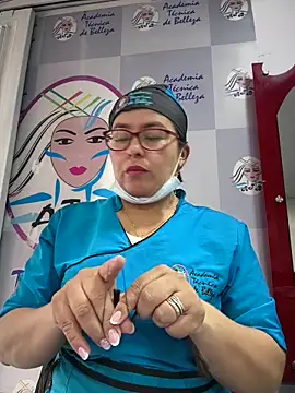 Ixchel Anaid online show from 16, 4, 2026