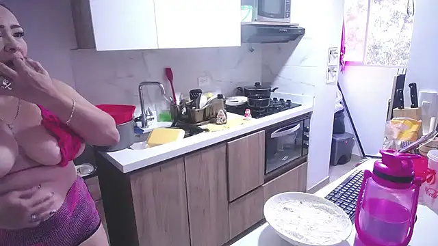 Tits  sweet online show from 28, 1, 2025