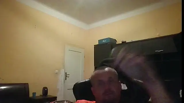 MrWhitePL online show from 3, 8, 2026