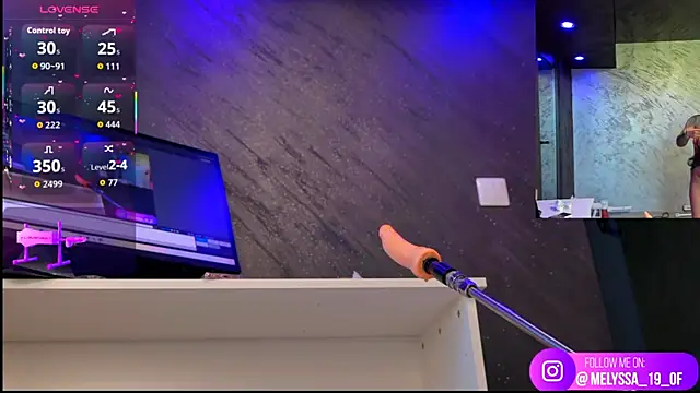 im-your-lovee online show from 26, 5, 2026
