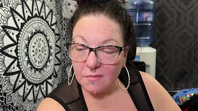 Miss Phat Booty online show from 22, 1, 2025