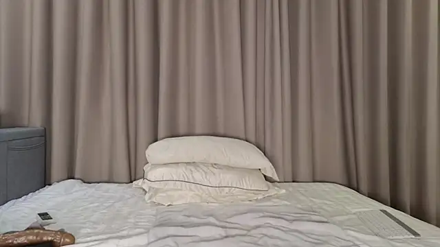 LucyNuty online show from 17, 11, 2025