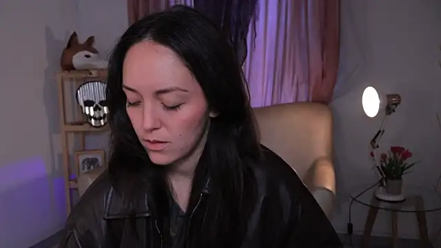 molly marmalade  online show from 14, 10, 2025