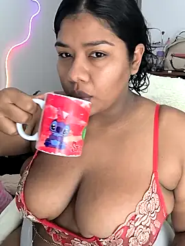 paola091 online show from 7, 4, 2026