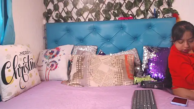 Snapshot of SARAWILLS chatting on 15, 1, 2026 SARAWILLS online show from 15, 1, 2026