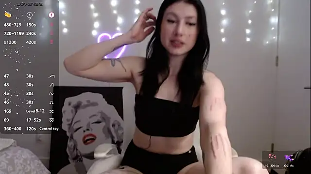 PlayfulApril online show from 25, 2, 2026