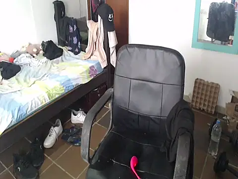 alisterxxx online show from 4, 12, 2025