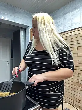 SabinaSweety online show from 16, 2, 2026