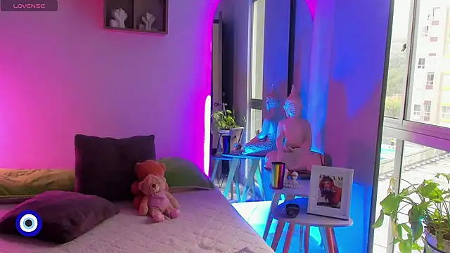 Angel Peach online show from 18, 3, 2026