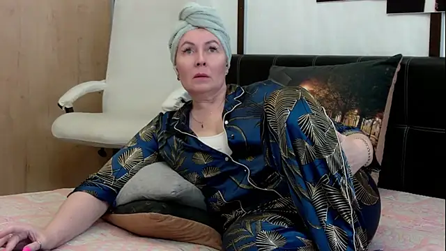 Snapshot of FreeMyFire chatting on 25, 5, 2026 FreeMyFire online show from 25, 5, 2026