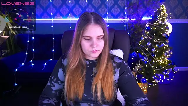 Snapshot of VinnaSky chatting on 21, 12, 2024 VinnaSky online show from 21, 12, 2024