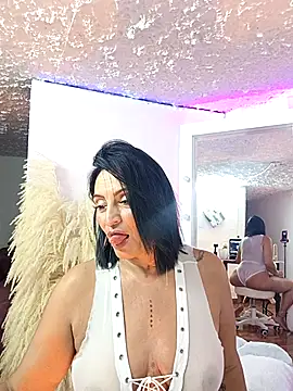 zullyxhot online show from 3, 10, 2025