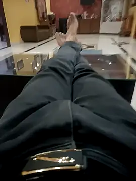 RomanticAdvance555 online show from 8, 1, 2026