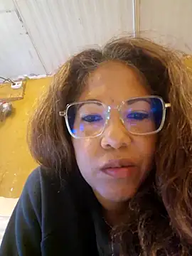 mila38 online show from 9, 4, 2026