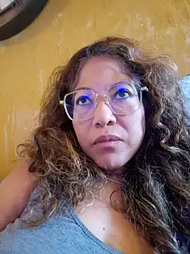 Snapshot of mila38 chatting on 18, 6, 2026 mila38 online show from 18, 6, 2026