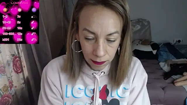 cristin doll  online show from 20, 2, 2026