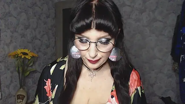 Snapshot of Aziza1 chatting on 18, 2, 2025 Aziza1 online show from 18, 2, 2025