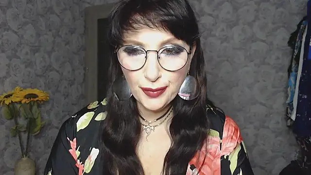Snapshot of Aziza1 chatting on 5, 3, 2025 Aziza1 online show from 5, 3, 2025