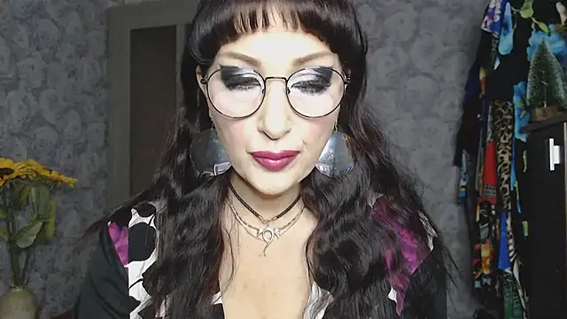 Snapshot of Aziza1 chatting on 28, 9, 2025 Aziza1 online show from 28, 9, 2025