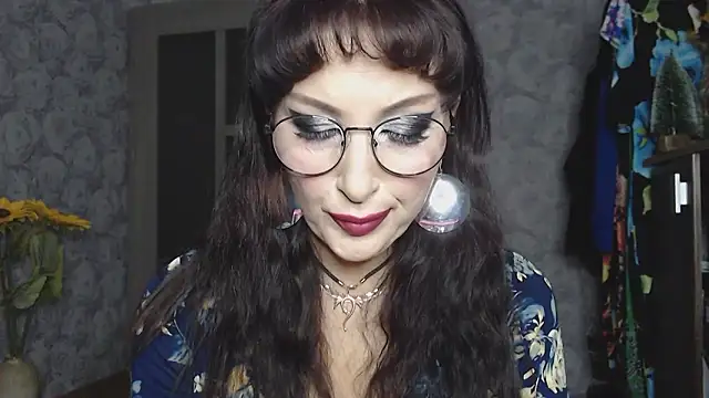 Snapshot of Aziza1 chatting on 29, 9, 2025 Aziza1 online show from 29, 9, 2025