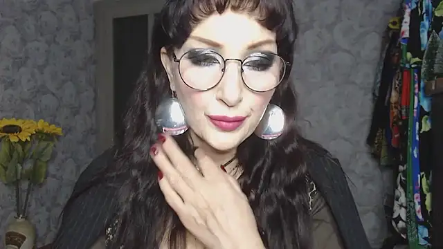 Aziza1 online show from 3, 11, 2025