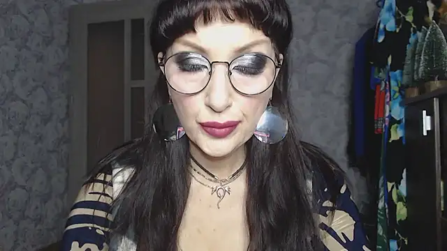 Aziza1 online show from 12, 11, 2025