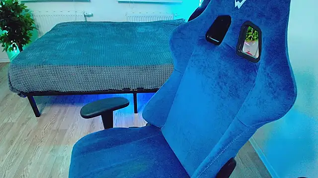 CranberryHot online show from 26, 10, 2025