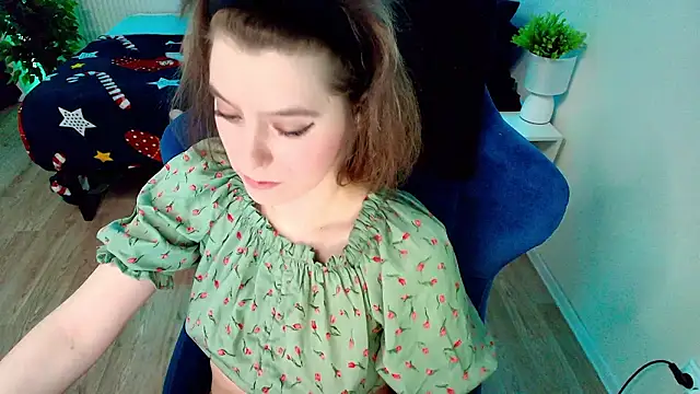 CranberryHot online show from 4, 3, 2026