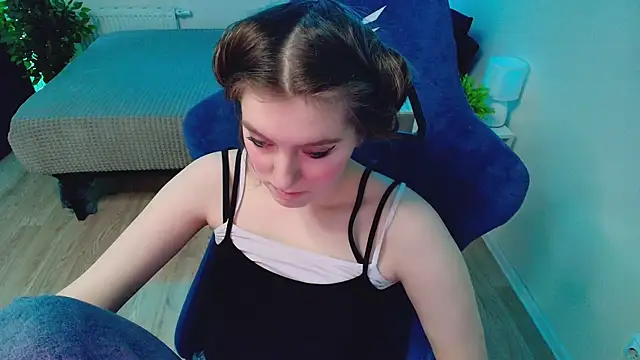 Snapshot of CranberryHot chatting on 15, 5, 2026 CranberryHot online show from 15, 5, 2026