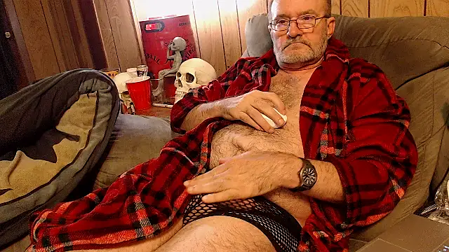 Snapshot of snickers1 chatting on 30, 10, 2025 snickers1 online show from 30, 10, 2025