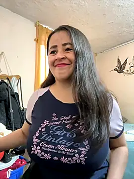 latinfemale online show from 27, 11, 2025