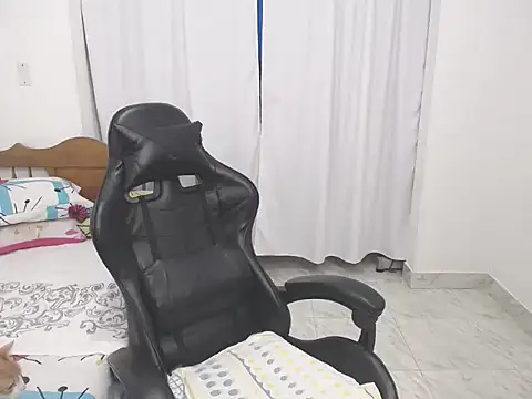 yeslluisa online show from 27, 11, 2025