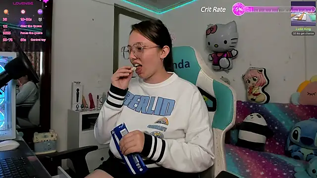 linda-schmidt online show from 11, 1, 2025