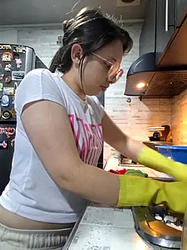 linda-schmidt online show from 25, 2, 2025