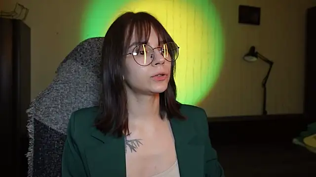 alyssa sweet online show from 21, 3, 2025