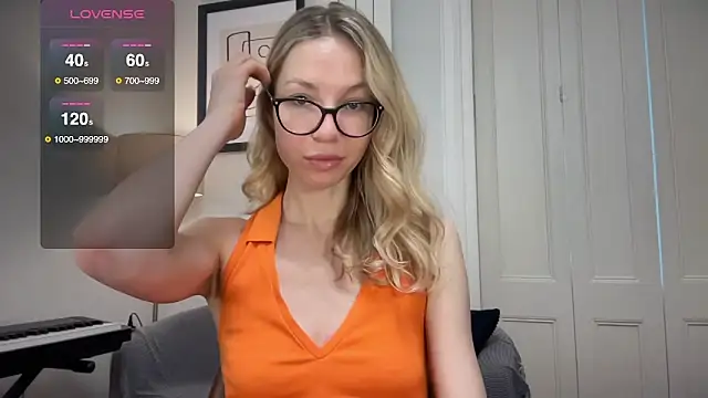 Snapshot of Cutensadistic chatting on 9, 1, 2025 Cutensadistic online show from 9, 1, 2025