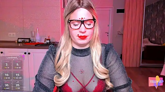 HotTiffani online show from 14, 2, 2026