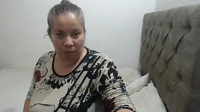 Snapshot of tiffany_horny_1 chatting on 17, 9, 2025 tiffany horny 1 online show from 17, 9, 2025