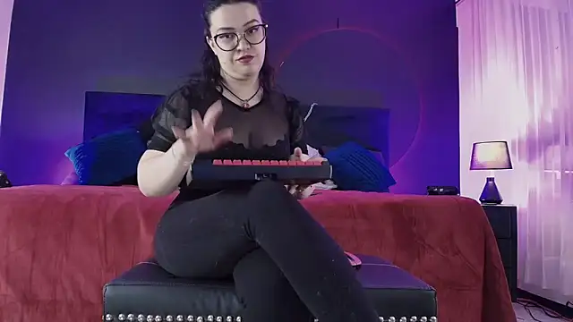  Jade 16 online show from 7, 4, 2026