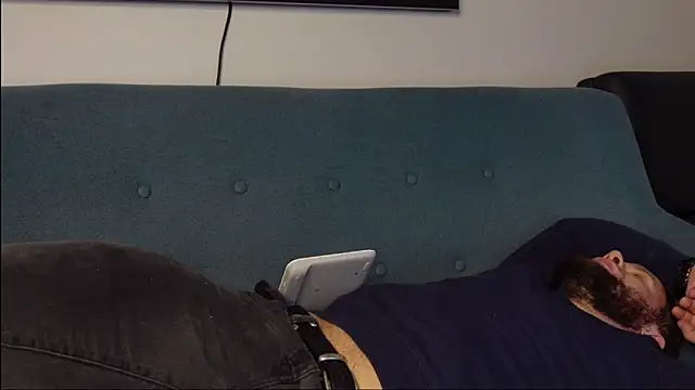 Tommy Burnz online show from 2, 1, 2025