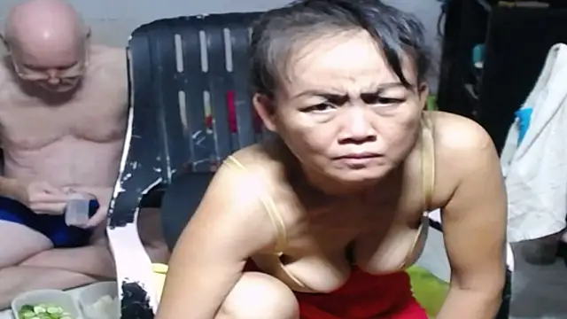 1CuteAndSexy69 online show from 24, 10, 2025